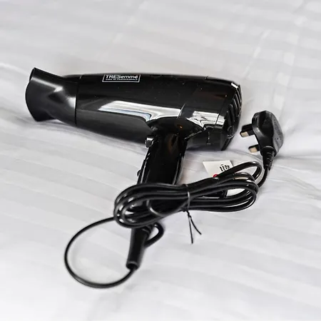 Centre Serviced * Лидс