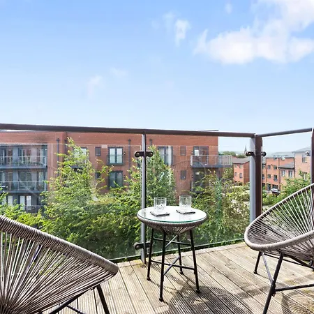 Апартаменты Centre Serviced Лидс